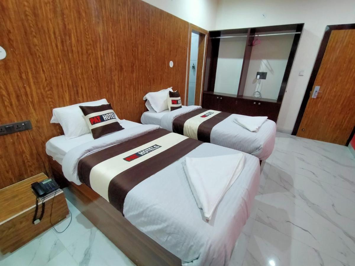 Pat Hotels Индаур Экстерьер фото